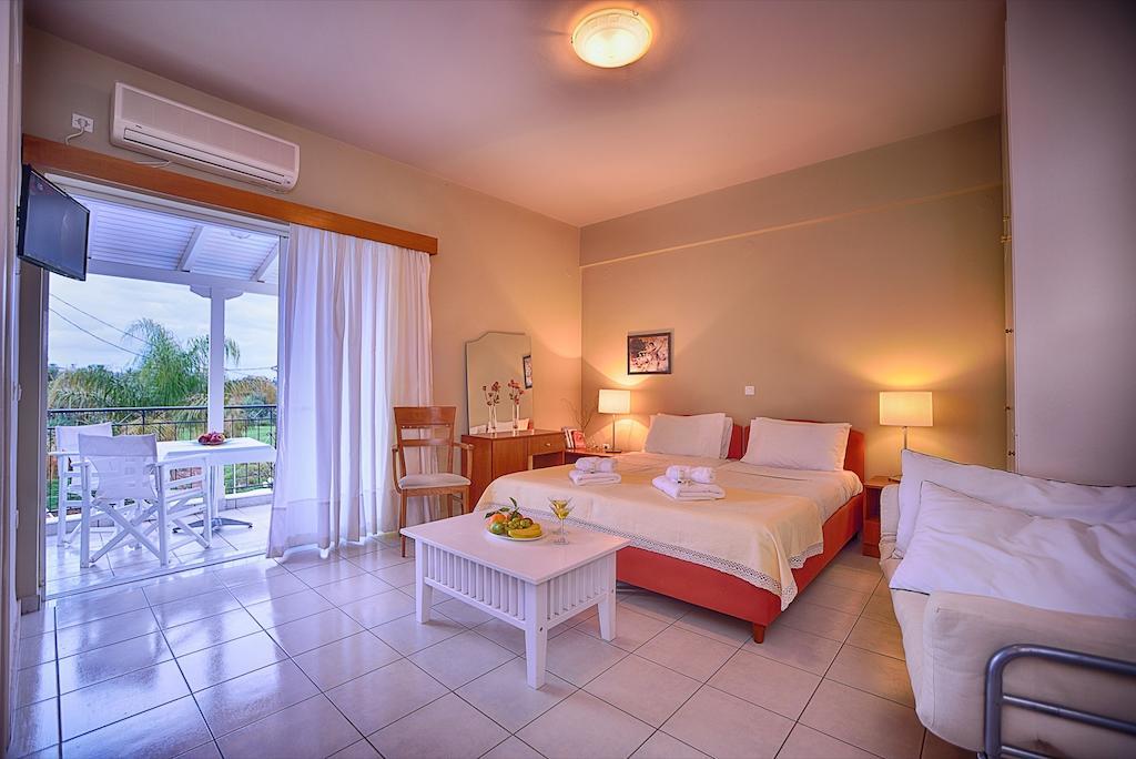 Theoxenia Hotel Apartments Chrani Habitación foto